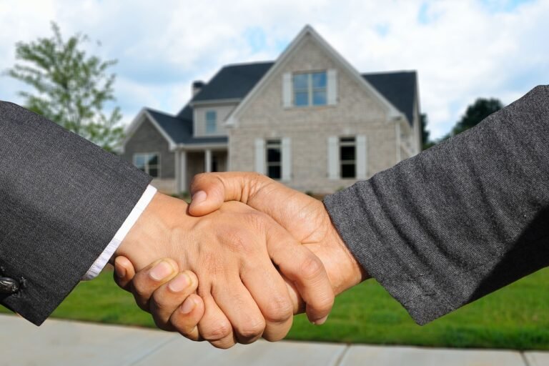 purchase, house, house purchase, real estate, handing over, beautiful wallpaper, real estate agent, property, possession, worth, 4k wallpaper, 4k wallpaper 1920x1080, wallpaper 4k, to buy, cool backgrounds, contract, desktop backgrounds, shaking hands, hd wallpaper, handshake, full hd wallpaper, agreement, partnership, hand, windows wallpaper, free background, free wallpaper, man, wallpaper hd, mac wallpaper, laptop wallpaper, collaboration, background, people